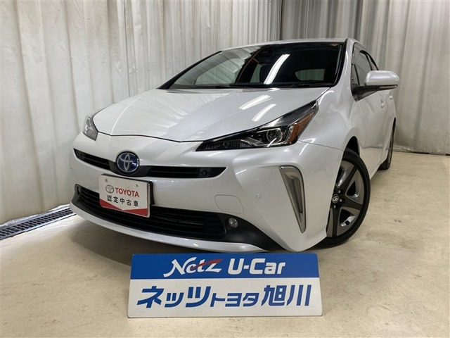 プリウス 1.8 A プレミアム ツーリングセレクション E-Four 4WD 