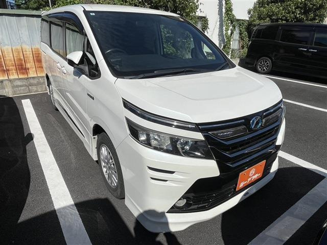 トヨタ ヴォクシー 