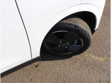 155/65R14タイヤ・純正アルミホイールです。スタッドレスタイヤや各種オプションのご注文も承っております(^^)!