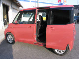 オートスライドドアは運転席スイッチやインテリジェントキーのボタンでも開閉可能ですよ。