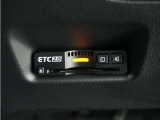◆ETC2.0装着◆進化したドライブ体験。料金収受システムだけだったETCが生まれ変わって、高速道路を賢く使うETC2.0に進化しました。多彩な情報サービスが便利で快適なドライブ体験を提供します。