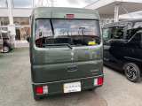 中古車だからボディーコーティングがおすすめ!下地処理が重要なコーティングはもちろんプロの施工でピカピカに仕上げます。