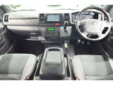 『トヨタ認定中古車』3つの安心を1台にセット!1.徹底した洗浄 2.車両検査証明書つき 3.ロングラン保証つき 全てをクリアした【安心】の証!詳しくスタッフまでお気軽にお問い合わせ下さい。