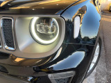 ●LEDヘッドライト:夜間走行時も良好な視界を確保し安心して運転できる高輝度LEDヘッドライトを装備!点灯速度が早く、消費電力も抑えられています。