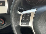 ステアリング左側にはオーディオコントロールスイッチがございます。