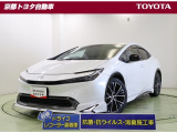 何度も姿を変えながら第一線を走り続ける【プリウス】。先進的でスタイリッシュなフロントフェイス。ワイド&ロースタイルに精悍さと華やかさがプラスされたモデリスタフルエアロスタイル。この車は、車検整備付です