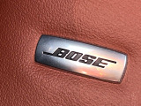 【BOSEサウンド】高品位サウンドシステムを搭載。専用のチューニングが施された大小様々なスピーカーから良質なサウンドが奏でられ、臨場感あふれる音響空間を演出します。