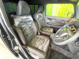 運転席シート廻りは使用感も少なく、良好な状態となっています。丁寧に使われていたことがよくわかりますね。