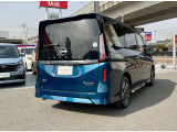 セレナ 1.4 e-4ORCE ハイウェイスターV 4WD 