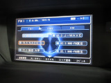 ナビゲーションは純正HDDナビを装着しております。AM、FM、CD、DVD再生、音楽録音再生、フルセグTVがご使用いただけます。初めて訪れた場所でも安心ですね!