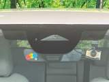 【i-ACTIVESENSE】走行中に前方の車両等を認識し、衝突しそうな時は警報とブレーキで衝突回避と被害軽減をアシスト。より安全にドライブをお楽しみいただけます。