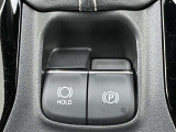 ★電動パーキングブレーキ★スイッチで作動・解除。「P」シフトで自動作動、「P」シフト以外にシフトで解除されるオート機能!