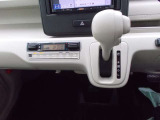 シフトレバー周辺画像です