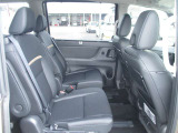 セレナ 1.4 e-4ORCE ハイウェイスターV 4WD 