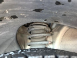 お車を安心してお乗りいただく為には、足回りの定期点検が欠かせません。サービスサポート(有償保証)では無料点検もご提供しており、安心のカーライフをお過ごしいただけるサポート体制が整っています。