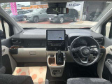 この度は数ある中古車の中から当店の車両をご覧下さり、誠に有難うございます。