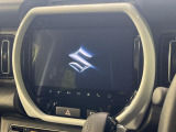 【メーカー純正ナビ】インテリアに溶け込むスタイリッシュな「専用設計」メーカーナビを装備♪視認性や操作性など基本性能にも優れ、より上質なカーライフをお楽しみいただけます。