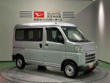 納車前にはプロのメカニックが点検、整備を行いますので安心してお乗り頂けます!!