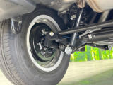 お車を安心してお乗りいただく為には、足回りの定期点検が欠かせません。サービスサポート(有償保証)では無料点検もご提供しており、安心のカーライフをお過ごしいただけるサポート体制が整っています。