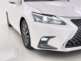 フォグランプ装着車です。暗い夜道の車両前方を明るく照らします