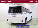 駐車時などの衝突の回避や軽減を図る駐車支援システム【PKSB】で安心をサポート、障害物や歩行者などを検知して警告してくれる【クリアランスソナー】がトラブルを未然に防ぐサポートをしてくれます。