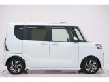 県内13店舗にて常時500台以上ダイハツ車を展示中です。見て、触って、納得のいく一台をぜひ見つけてください。