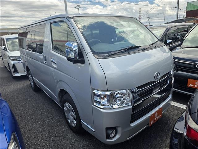 トヨタ ハイエースバン 