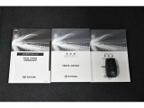 キーを取り出さずにドアを施錠&解錠。クルマの始動も可能です。