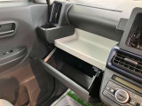 ダイハツディーラーでは「ダイハツ認定U-CAR」という基準を設け、車選びに詳しくないお客様でも「安心して選べる」をご提供しています。
