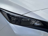 夜間走行の様々な局面に向けて、LEDヘッドランプで視認性をしっかり確保☆ハロゲンヘッドランプのおおよそ2倍の光量で、広範囲に明るくドライバーをサポートしてくれます。