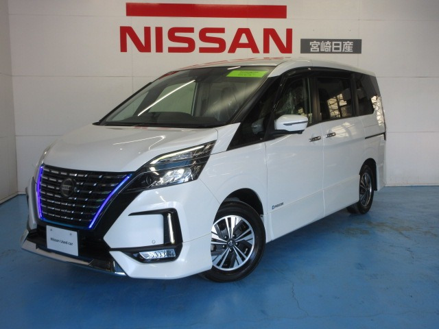 セレナ 1.2 e-POWER ハイウェイスターV 