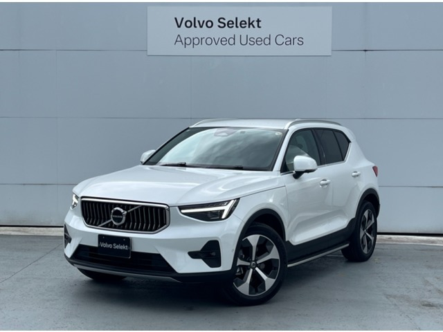 XC40 ウルトラ B4 AWD 4WD
