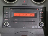 CD一体AM/FM電子チューナーラジオが装備されております。お好きな音楽を聴きながら快適にドライブができます。