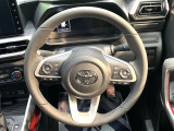 【純正革巻きステアリング】上質な革を使用することで、手にしっかり馴染みとても運転しやすいハンドルです♪