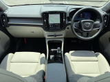 XC40 ウルトラ B4 AWD 4WD 