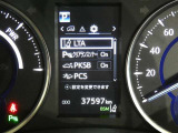 【PCS(プリクラッシュセーフティーシステム】・・・進路上の車両を前方センサーで検出し、衝突の可能性が高いと判断したときに、警報やブレーキ力制御により運転者の衝突回避操作を補助します。