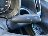 オートライト装備で暗くなった時でも自動でライトを点灯してくれます。