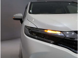 前だけでなくサイドや後ろにも気づいてもらいやすい『ドアミラーウインカー』装備のお車です!周りの車にウインカー、ハザードを気づいてもらえるので安心、安全です!