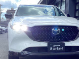 アダプティブLEDヘッドライト カメラや車速センサーと連動して、ハイ、ロー、ワイドローのLEDライトを常に最適な配光に自動制御する優れものです!