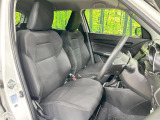 ドライバーによって運転しやすいポジションは異なり、あの車はどうなのか不安なこともありますよね。気になるお車は店頭で乗り込んでご確認いただけます♪