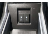 USBソケットがついていますのでコードを繋げばスマートフォンなどの充電が出来ます!