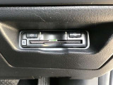 ETCが装着されています。再セットアップ後高速道路の料金所をノンストップで通過できて大変便利です。