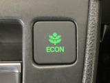 ★ECONスイッチ★ エコドライブを加速しよう!スイッチをONにすると、運転の仕方によるロスを抑え込み燃費をよくするようクルマが頑張ります(*^ー^*)燃費向上にチャレンジ♪