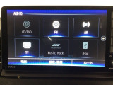 Honda CONEECT対応で、更に便利が広がったナビディスプレーです♪また、フルセグTVの他にDVD/CDプレーヤーを装備♪もちろんFM/AMラジオもお聞きいただけますよ♪