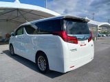 アルファード ハイブリッド 2.5 エグゼクティブ ラウンジ E-Four 4WD 