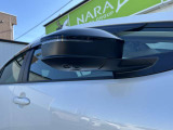 ミラーウィンカーは方向指示器がドアミラーに内蔵されているタイプで被視認性の良さなどに定評があります★