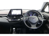 ■インパネ周り■すぐ手の届く場所にスイッチが配置されており、使い勝手が良いです!日々の運転も快適になりますね♪