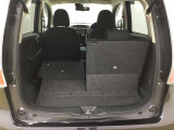 シートアレンジが多彩で、荷物の大小に応じてスペースを変えられる便利なお車です!