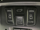 【両側パワースライドドア】スマートキーや運転席のスイッチで後席両側スライドドアの開閉が可能♪電動だから力を入れてドアを開ける必要が無く、小さなお子様でも簡単に開け閉めでき快適です♪