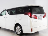 ★展示前点検実施★特殊な機材も用いて、全車点検を実施しております!